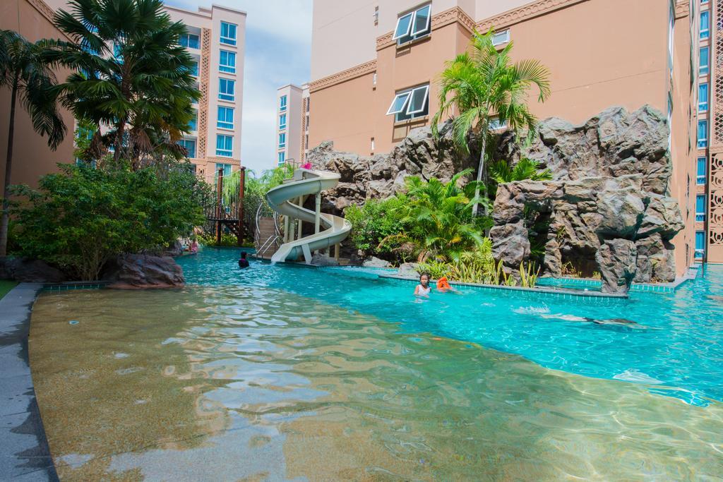 Atlantis Pattaya High Service جومتين بيتش المظهر الخارجي الصورة